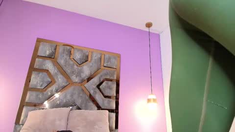 electra_gosselin online show from November 4, 3:52 am