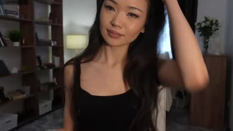 Jess online show from April 30, 8:08 am