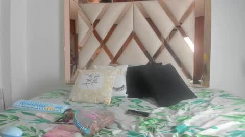 Elena online show from February 23, 6:21 pm