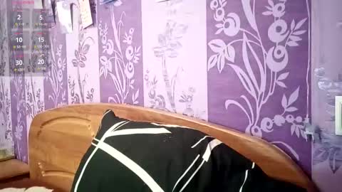 Mia online show from March 8, 2:15 am