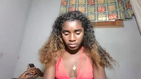 elia011 online show from November 5, 2:46 am