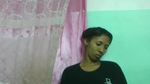 eliah193653 online show from May 14, 7:50 am