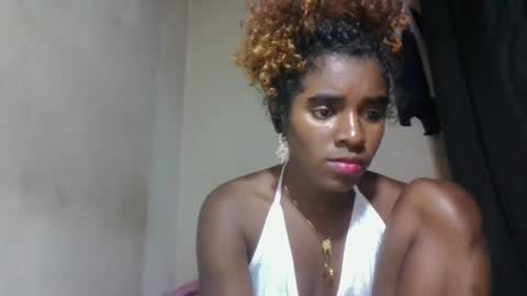 elina981 online show from May 23, 11:06 am