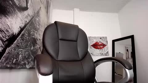 Elina  online show from December 17, 1:12 am