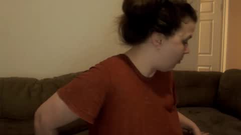 ElinaReign   online show from January 7, 3:33 am