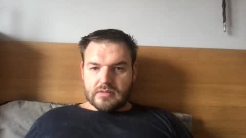 e26 online show from October 7, 12:01 pm