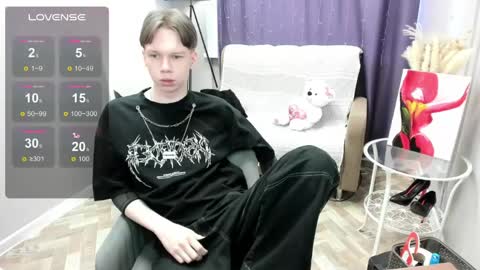 eliotmars online show from May 4, 12:01 pm