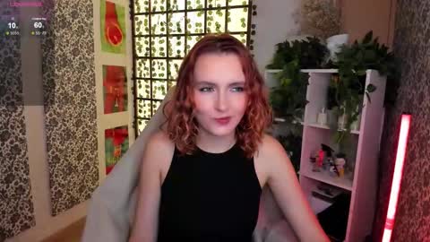 Snapshot of elis_cherry chatting on September 28, 2:09 am Elis  online show from September 28, 2:09 am