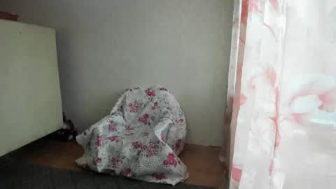 Elis online show from March 2, 1:21 am