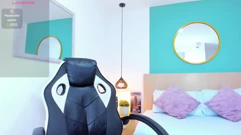 E L I S S A online show from February 14, 2:07 am