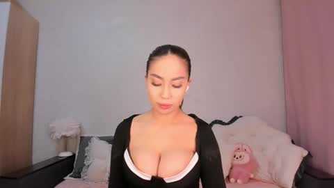 Snapshot of eliza_bad chatting on September 14, 11:55 am Lika online show from September 14, 11:55 am