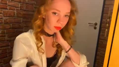 Eliza online show from June 4, 7:36 am