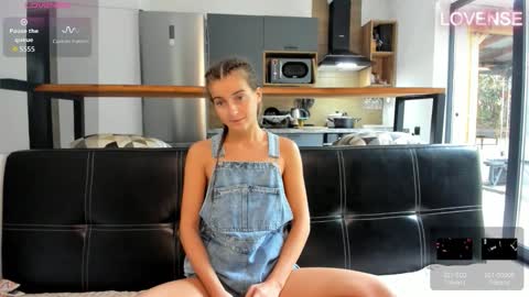 Eliz                               online show from November 26, 10:12 am