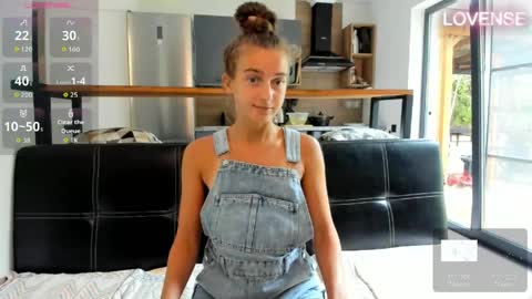 Eliz                               online show from May 26, 9:59 am