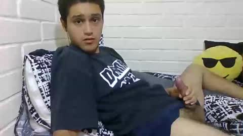 El Ray online show from November 17, 4:26 am