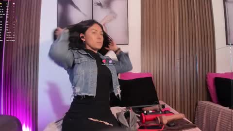 ella rouse online show from September 18, 12:20 pm