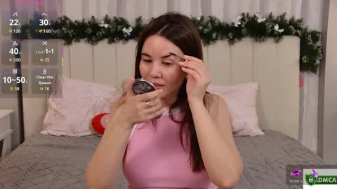 Ella online show from April 8, 4:26 am