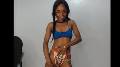 ella online show from December 4, 5:18 am