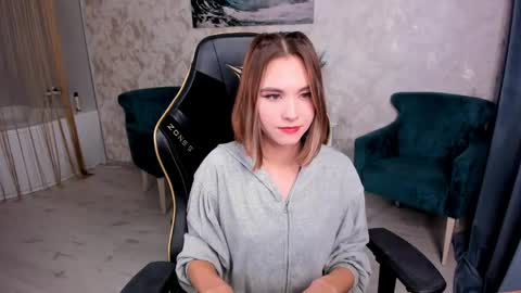 ellacurtis online show from March 23, 6:02 pm