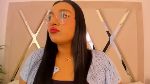 Ella online show from February 3, 11:36 am