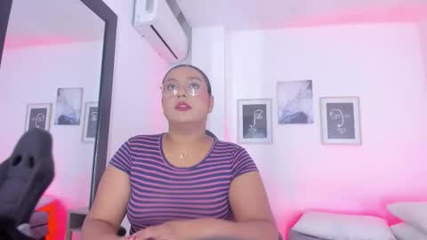 Ella online show from January 9, 12:11 pm