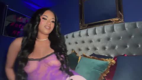 ellaparkerrr online show from March 8, 7:07 pm