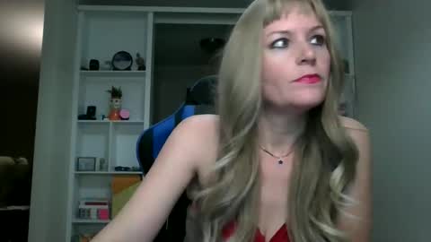 Elle online show from January 13, 2:19 am