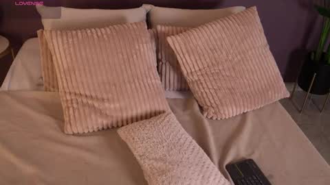 Elle Diane online show from October 1, 12:54 am