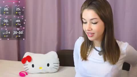 ellie online show from October 1, 8:30 pm