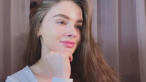 just Emily  online show from December 23, 2:17 pm