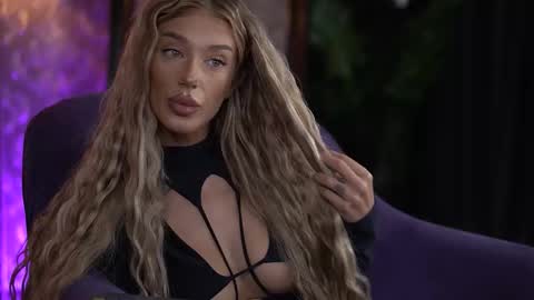 Ellie online show from September 10, 4:46 am