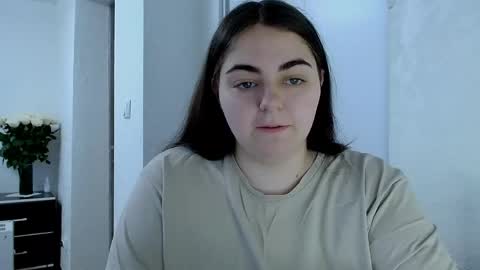 Ellie online show from April 25, 7:32 am