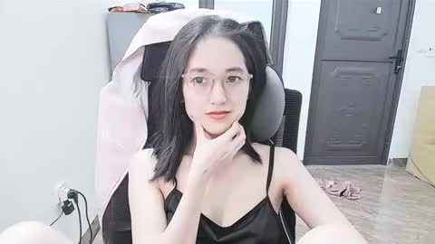 ellsa9x online show from October 11, 4:39 am