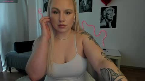 Elly online show from March 30, 11:54 am