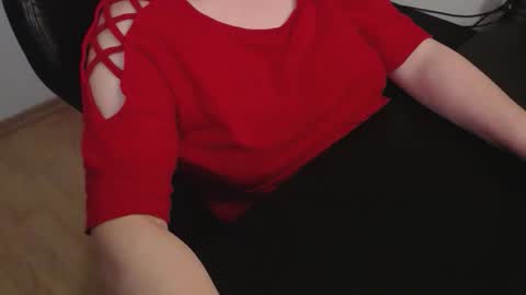 Elly online show from February 26, 7:50 pm