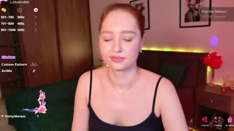 EllyPeach online show from April 24, 5:59 pm
