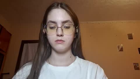 Kate online show from March 25, 2:35 pm