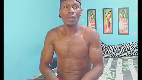 elmiltonnjakee online show from February 18, 6:30 pm