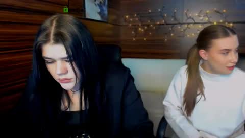 Elmi online show from February 5, 12:38 pm