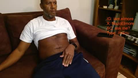 My name is Elmore. Please say hello I like to chat with you. If you have requests or dirty talk please use tip online show from October 19, 4:28 am