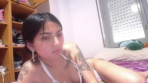 elody online show from May 28, 9:29 am