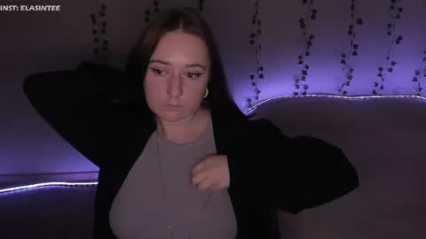 Ela give me a thumbs up if you like it  and this is important for the development of the account online show from June 20, 3:35 am