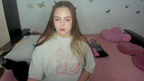 Elsa online show from July 30, 9:04 pm