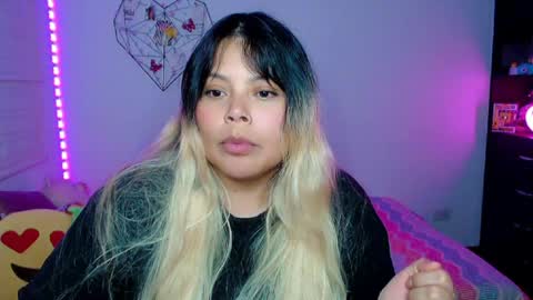 Ely online show from April 10, 11:20 pm