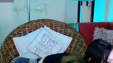 Elysia online show from November 16, 9:06 pm