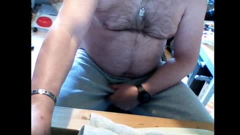 Em online show from May 14, 9:18 am