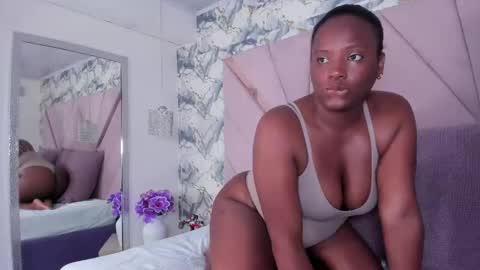 Ema online show from April 16, 4:18 pm