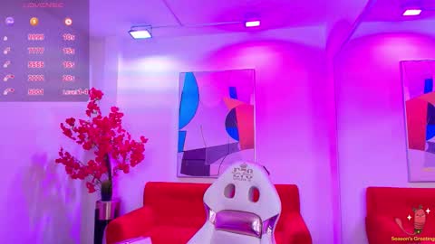 Snapshot of ema_louisx chatting on October 3, 12:35 pm Ema louisx  online show from October 3, 12:35 pm