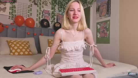 Emma online show from October 26, 12:50 pm