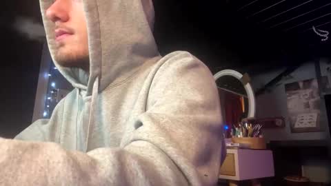 EmannX online show from February 15, 11:20 am